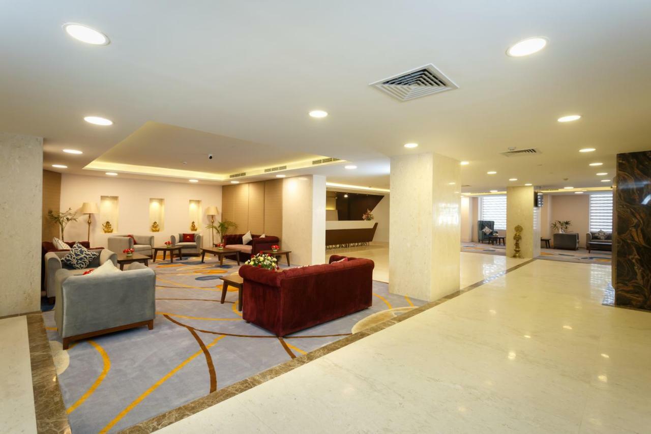 Hotel Crowne Imperial Катманду Экстерьер фото