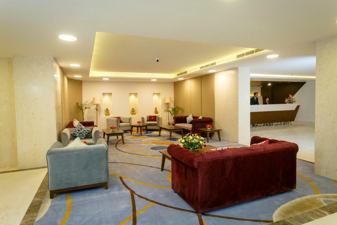 Hotel Crowne Imperial Катманду Экстерьер фото